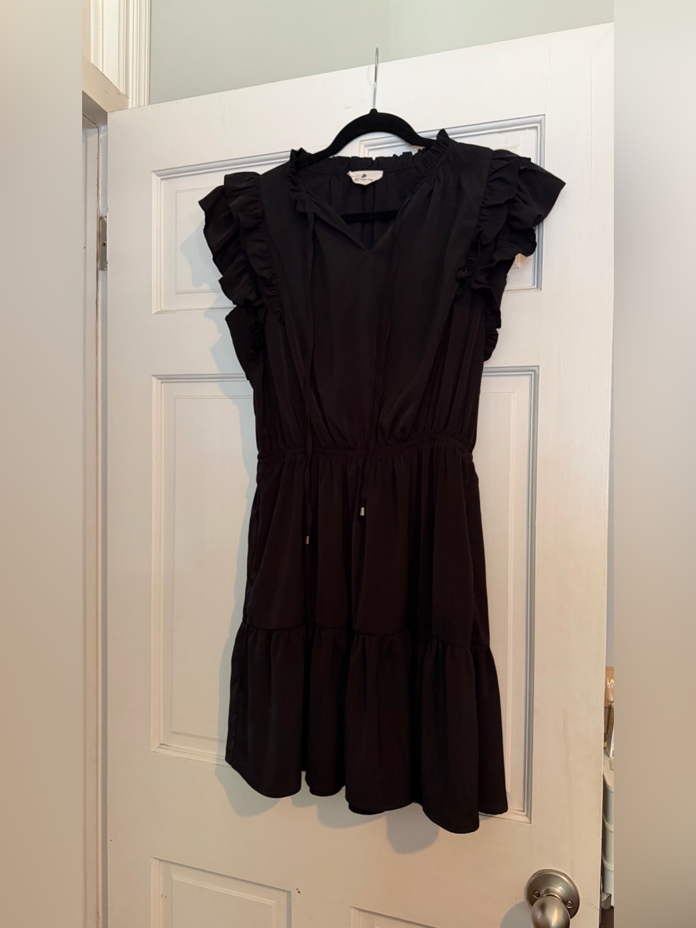 Women's Black Ruffle Sleeve Tiered Dress
